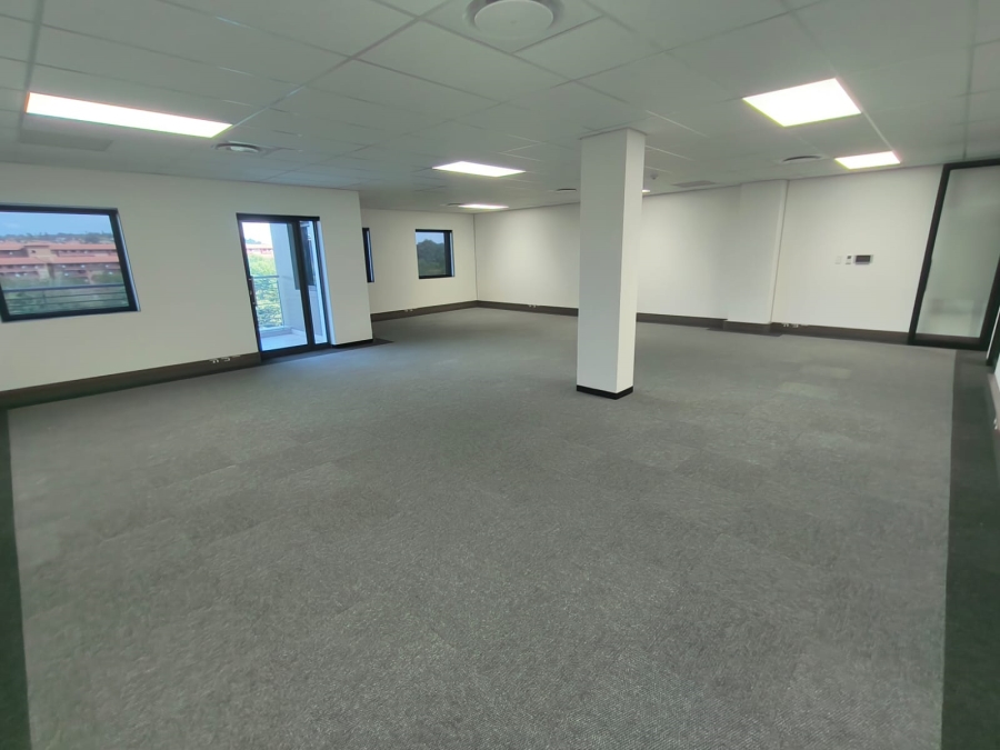 To Let Commercial Property for Rent in Die Hoewes Gauteng