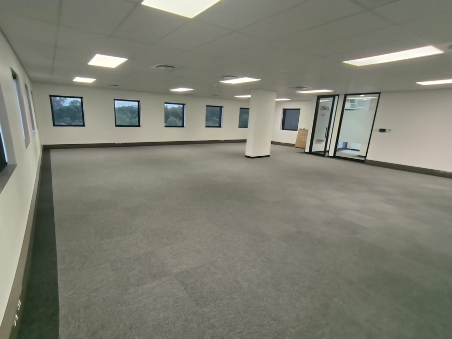 To Let Commercial Property for Rent in Die Hoewes Gauteng