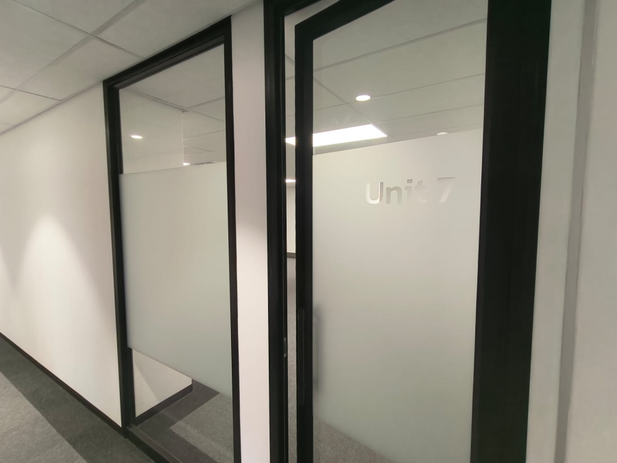 To Let Commercial Property for Rent in Die Hoewes Gauteng