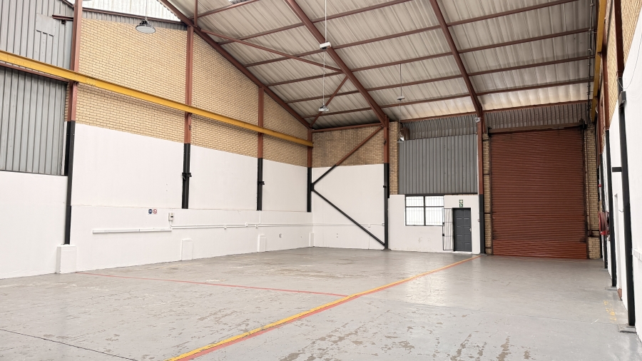 To Let Commercial Property for Rent in Rooihuiskraal Gauteng
