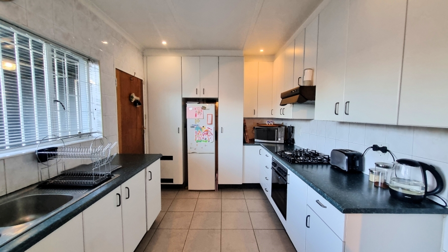 3 Bedroom Property for Sale in Mimosa Park Gauteng