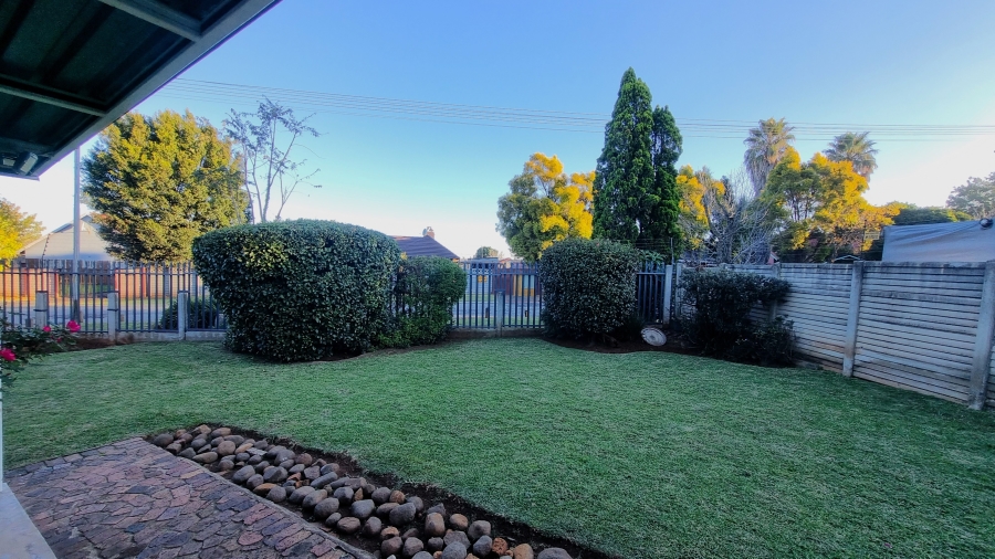 3 Bedroom Property for Sale in Mimosa Park Gauteng