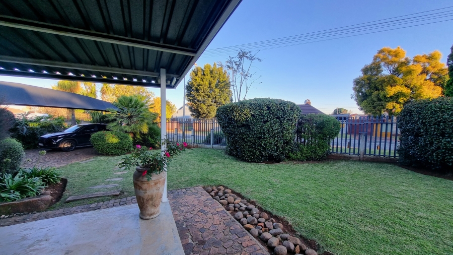 3 Bedroom Property for Sale in Mimosa Park Gauteng