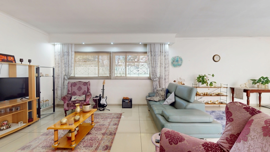 5 Bedroom Property for Sale in Denlee Gauteng