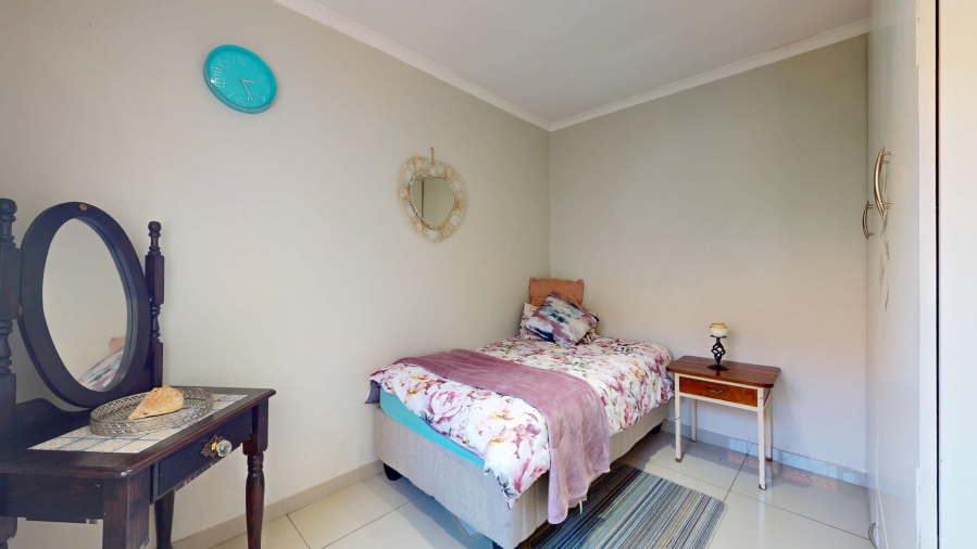 5 Bedroom Property for Sale in Denlee Gauteng