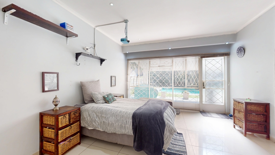 5 Bedroom Property for Sale in Denlee Gauteng