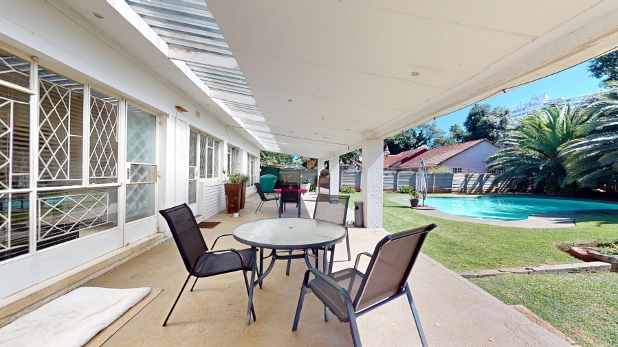 5 Bedroom Property for Sale in Denlee Gauteng