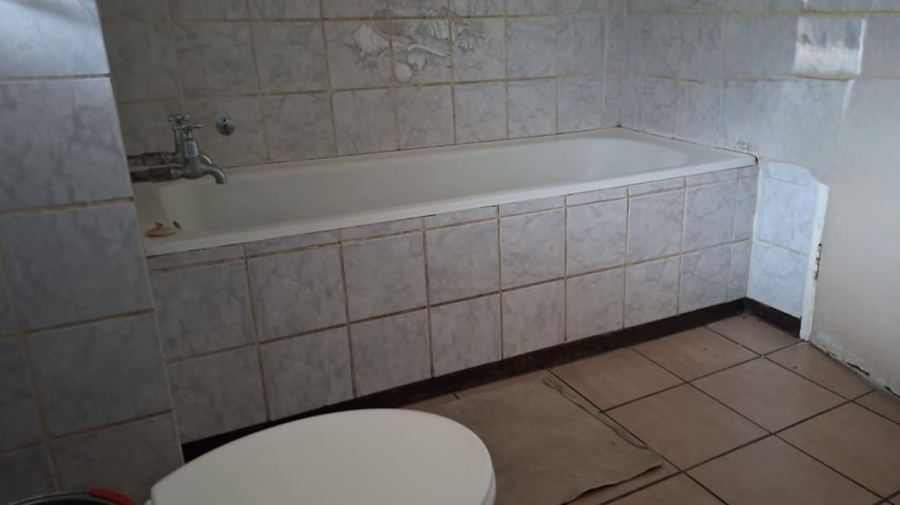 2 Bedroom Property for Sale in Vanderbijlpark CE 1 Gauteng