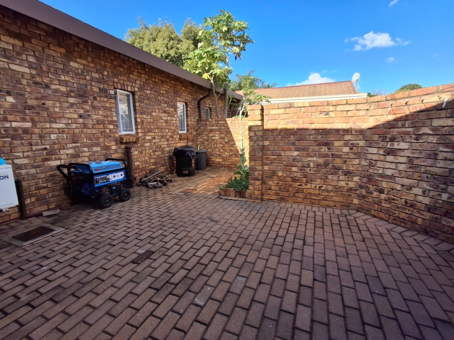 3 Bedroom Property for Sale in Clarina Gauteng