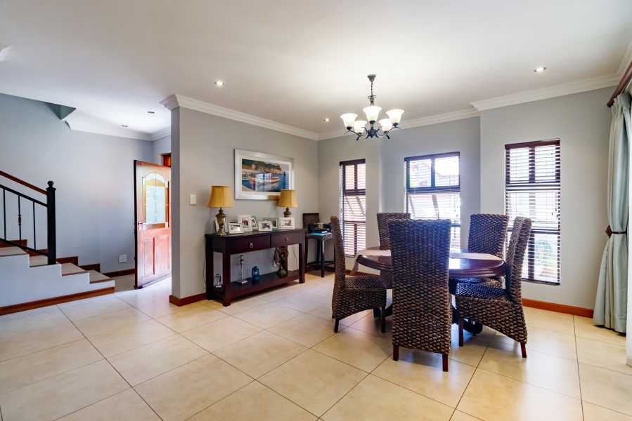 4 Bedroom Property for Sale in Heritage Hill Gauteng