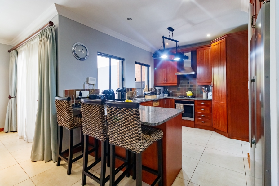 4 Bedroom Property for Sale in Heritage Hill Gauteng