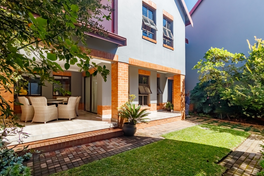 4 Bedroom Property for Sale in Heritage Hill Gauteng
