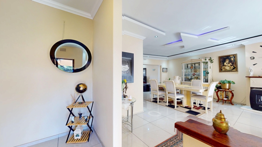 4 Bedroom Property for Sale in Hazeldene Gauteng
