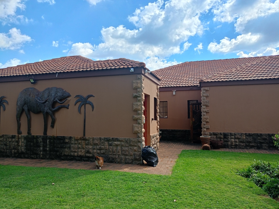 3 Bedroom Property for Sale in Three Rivers East Gauteng