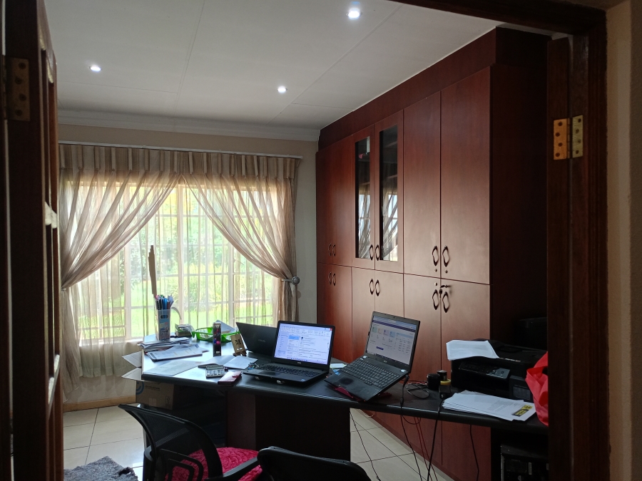 3 Bedroom Property for Sale in Three Rivers East Gauteng