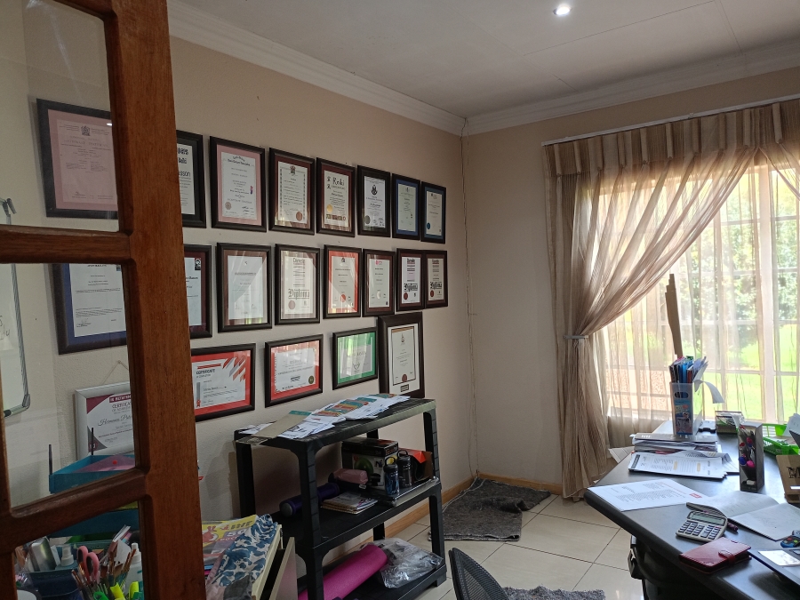 3 Bedroom Property for Sale in Three Rivers East Gauteng