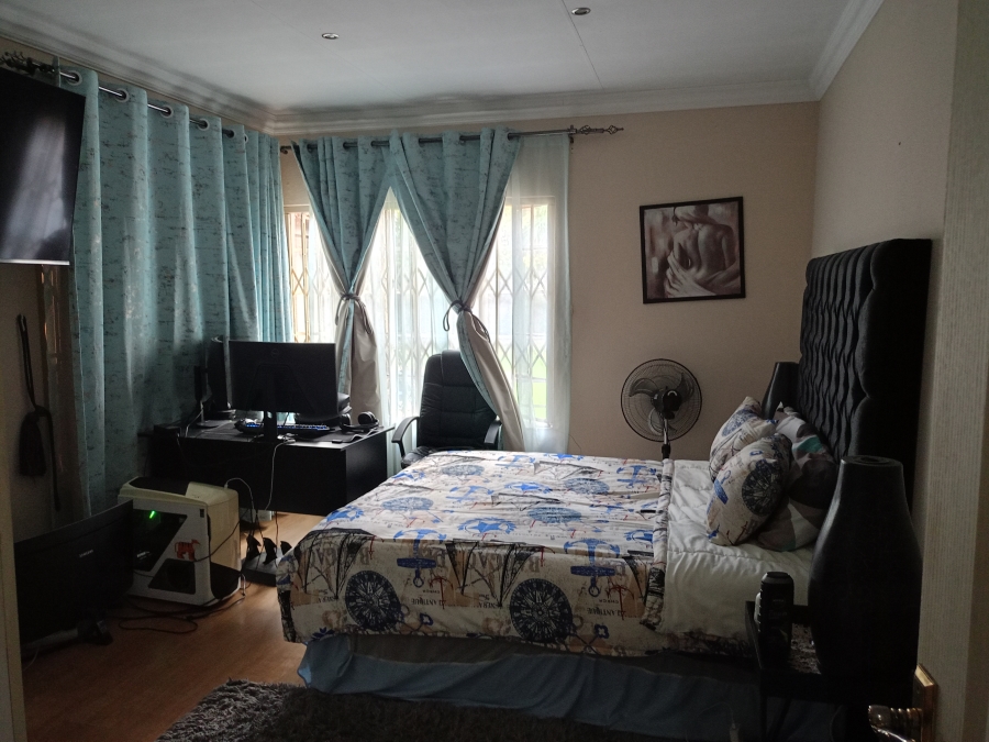 3 Bedroom Property for Sale in Three Rivers East Gauteng