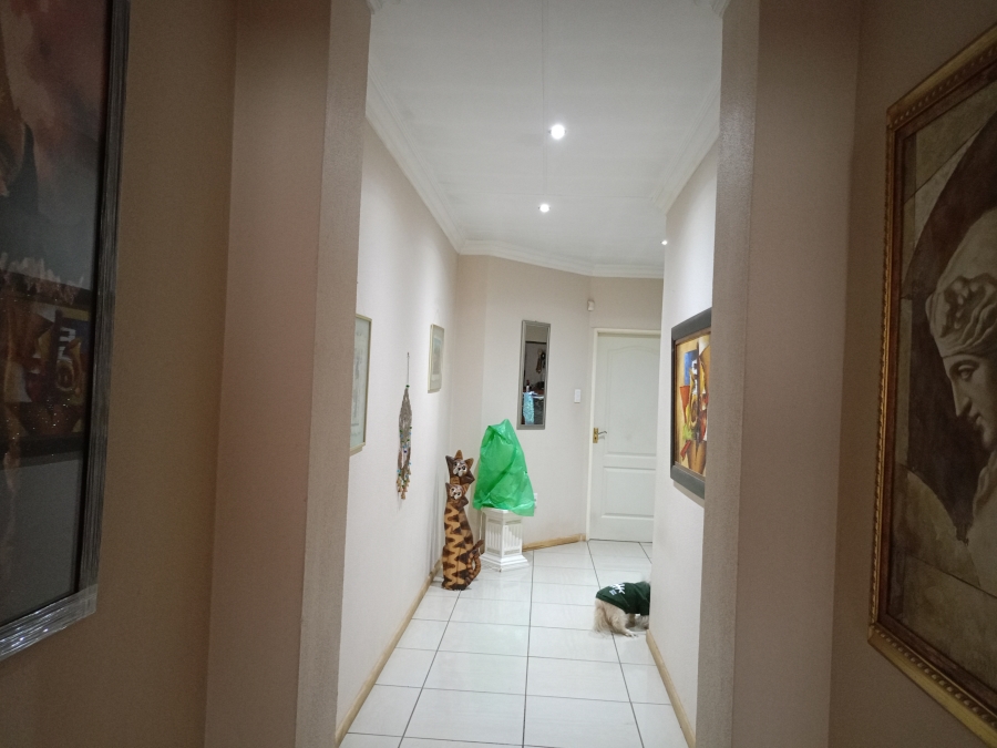 3 Bedroom Property for Sale in Three Rivers East Gauteng