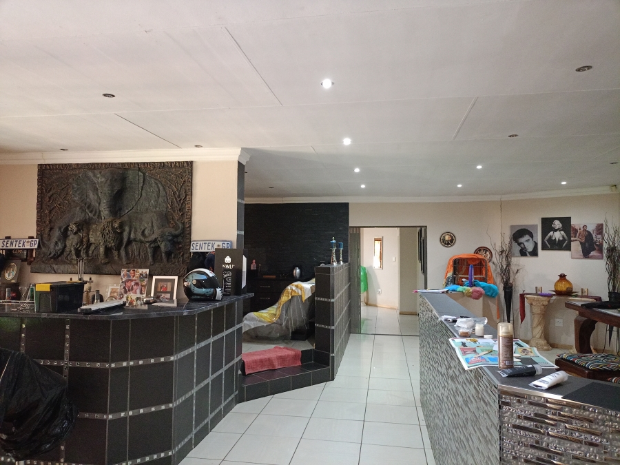 3 Bedroom Property for Sale in Three Rivers East Gauteng