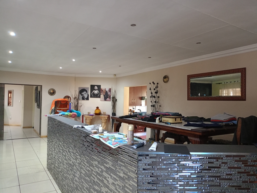 3 Bedroom Property for Sale in Three Rivers East Gauteng