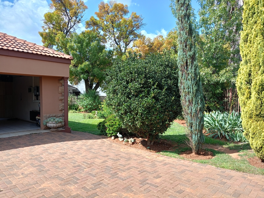 3 Bedroom Property for Sale in Three Rivers East Gauteng