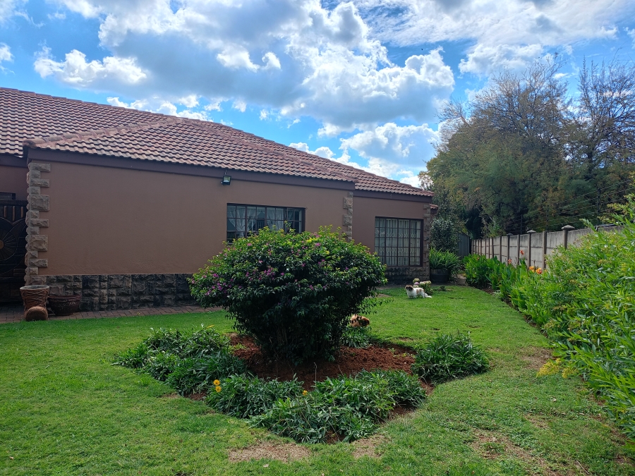 3 Bedroom Property for Sale in Three Rivers East Gauteng