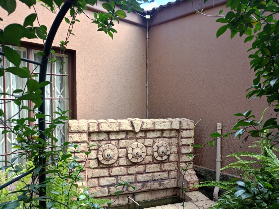 3 Bedroom Property for Sale in Three Rivers East Gauteng