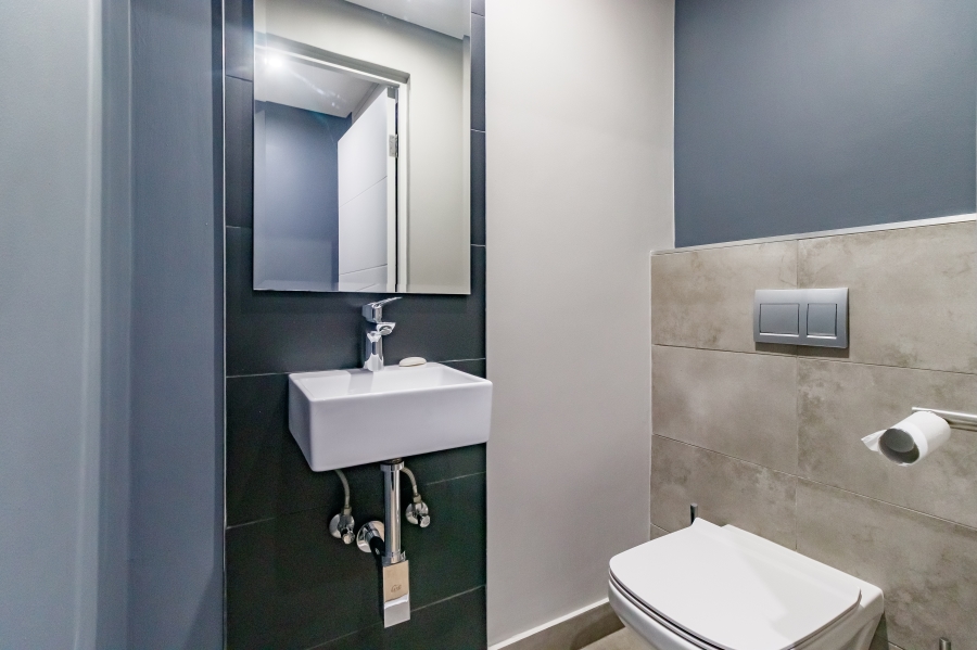2 Bedroom Property for Sale in Midstream Estate Gauteng