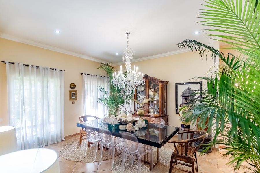5 Bedroom Property for Sale in Midstream Estate Gauteng