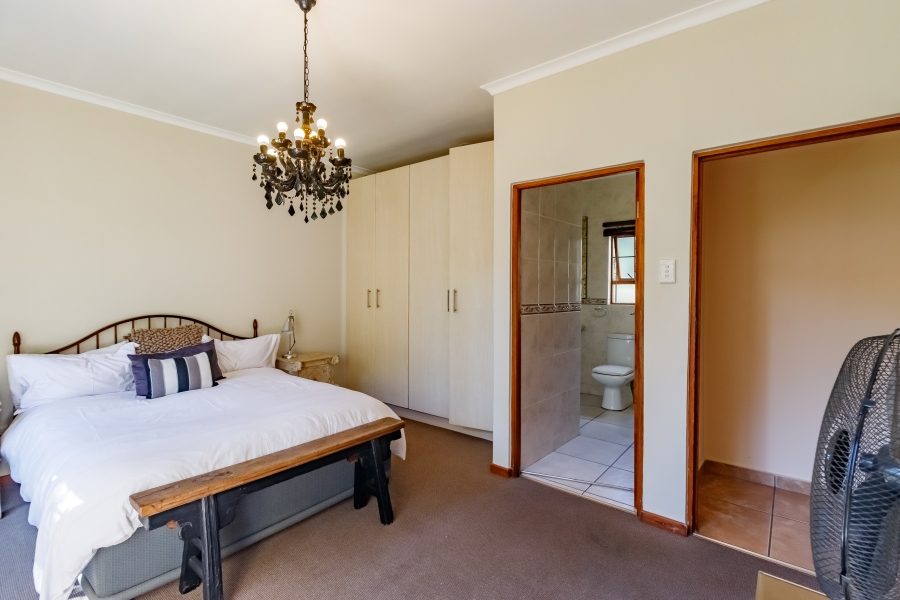 5 Bedroom Property for Sale in Midstream Estate Gauteng