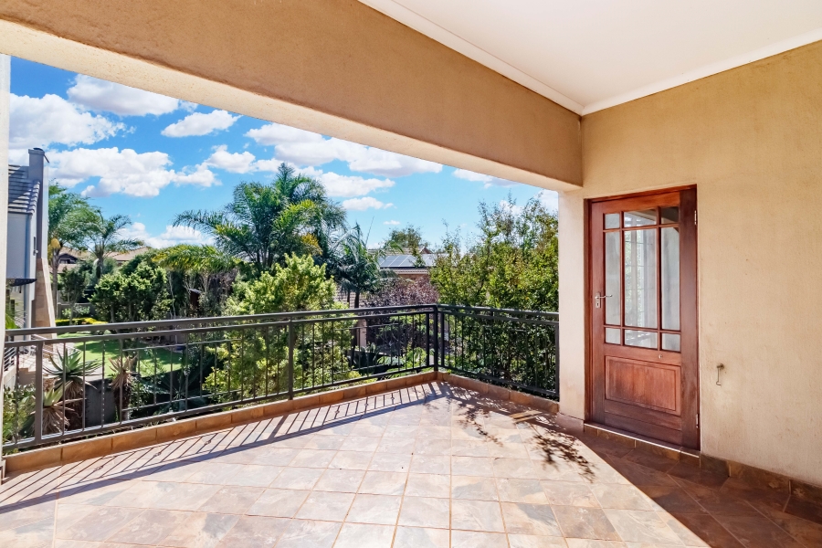 5 Bedroom Property for Sale in Midstream Estate Gauteng
