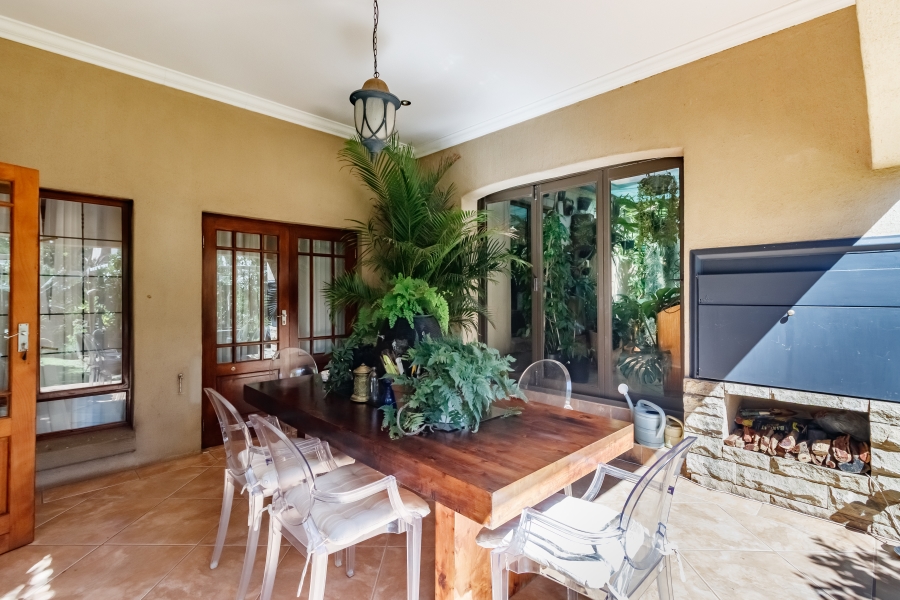 5 Bedroom Property for Sale in Midstream Estate Gauteng