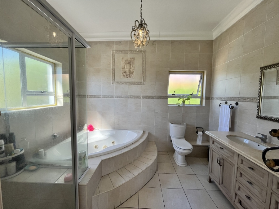 4 Bedroom Property for Sale in Bedfordview Gauteng