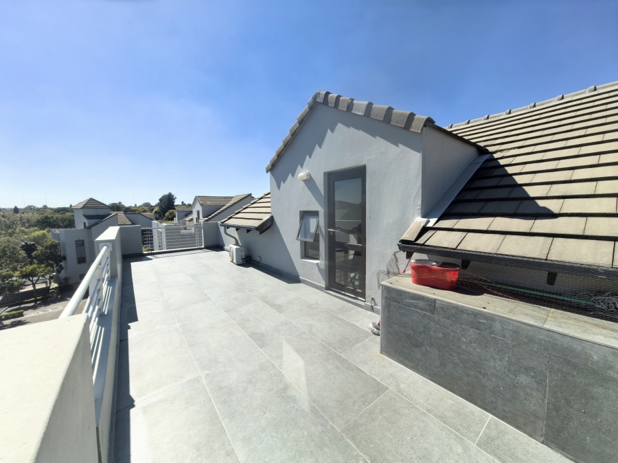 2 Bedroom Property for Sale in Sunninghill Gauteng