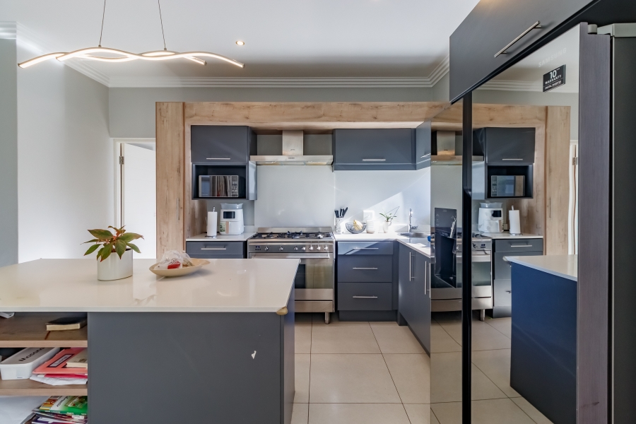 4 Bedroom Property for Sale in Midstream Estate Gauteng