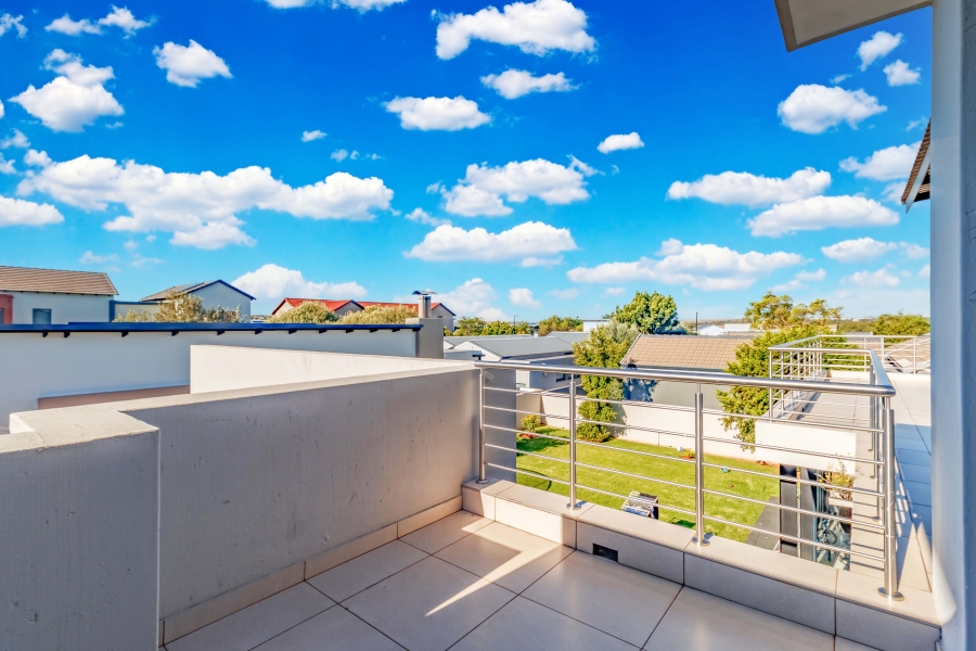 4 Bedroom Property for Sale in Midstream Estate Gauteng