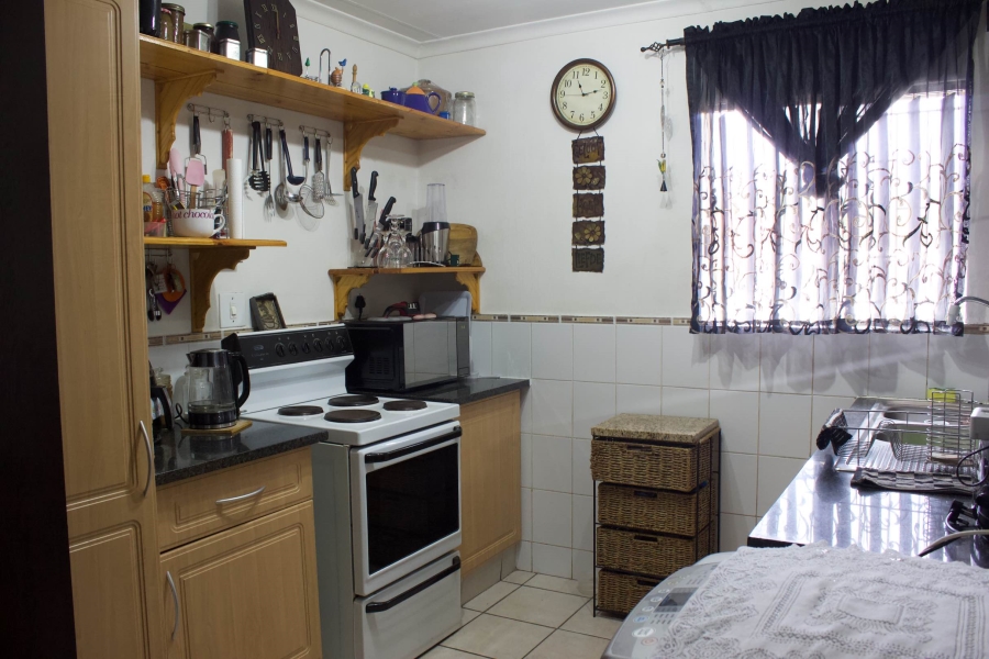 3 Bedroom Property for Sale in Rhodesfield Gauteng