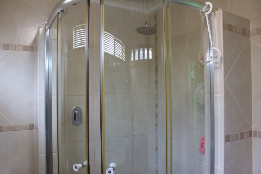 3 Bedroom Property for Sale in Rhodesfield Gauteng
