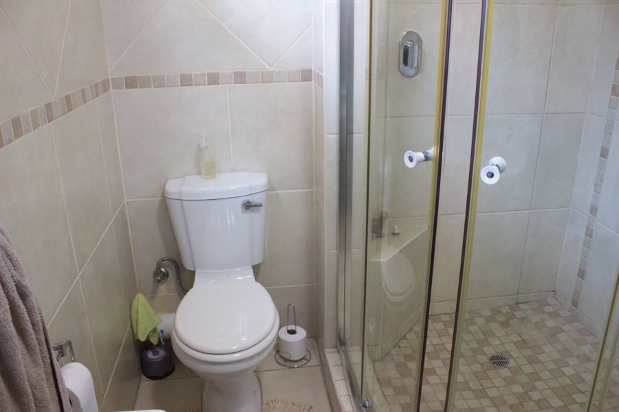 3 Bedroom Property for Sale in Rhodesfield Gauteng