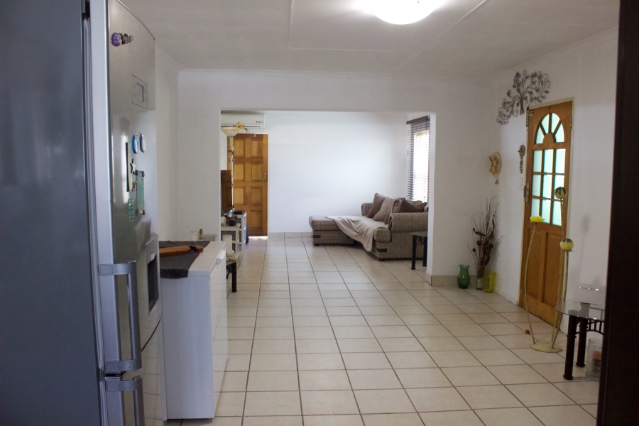 3 Bedroom Property for Sale in Rhodesfield Gauteng