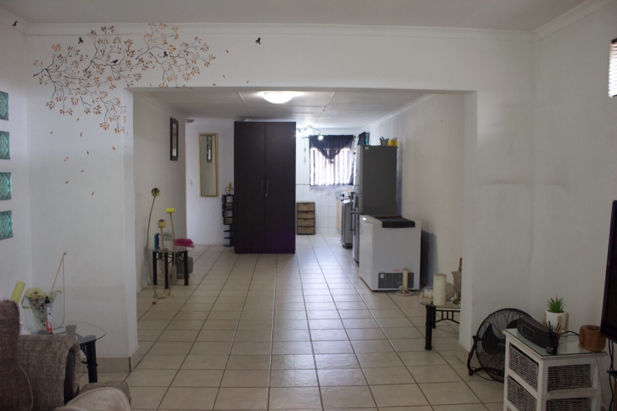 3 Bedroom Property for Sale in Rhodesfield Gauteng