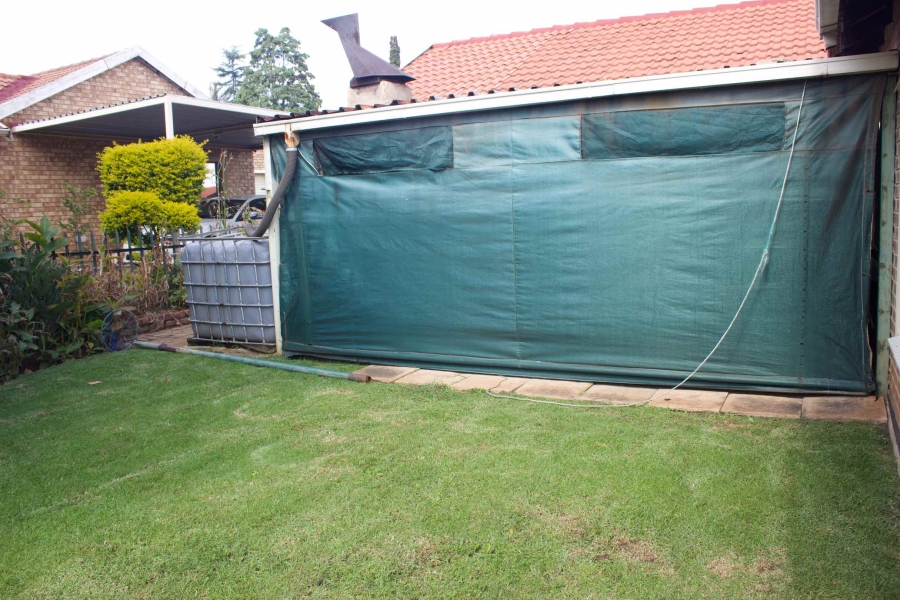 3 Bedroom Property for Sale in Rhodesfield Gauteng