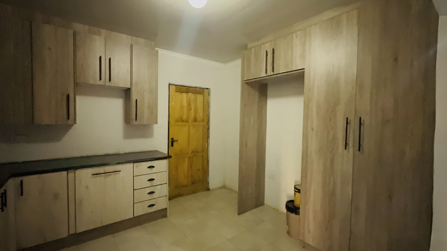 2 Bedroom Property for Sale in Tsakane Gauteng