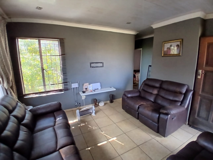 3 Bedroom Property for Sale in Sebokeng Zone 17 Gauteng