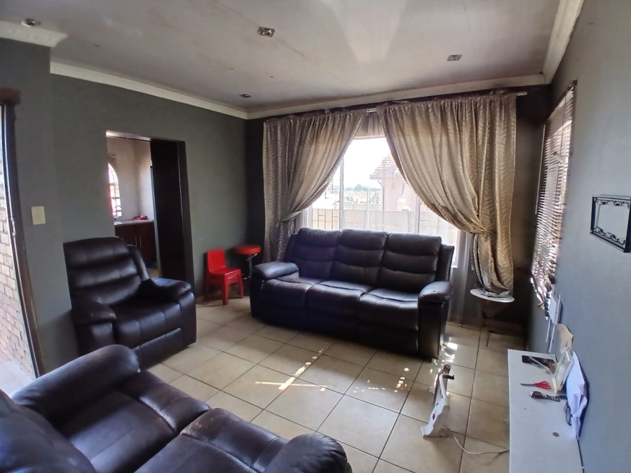 3 Bedroom Property for Sale in Sebokeng Zone 17 Gauteng