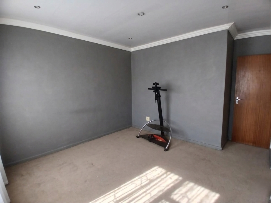 3 Bedroom Property for Sale in Sebokeng Zone 17 Gauteng