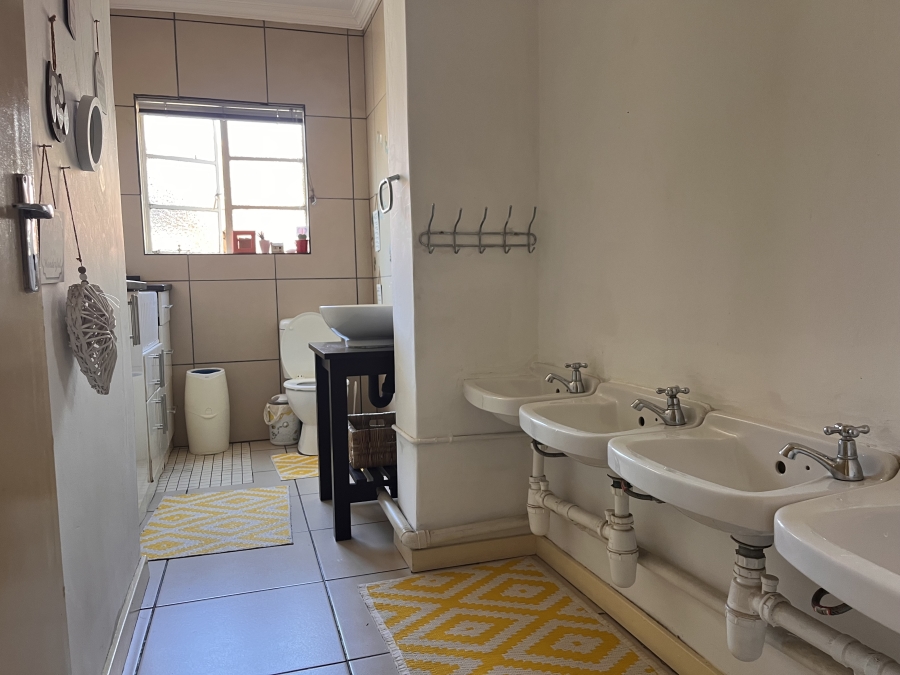 Commercial Property for Sale in Highlands North Gauteng