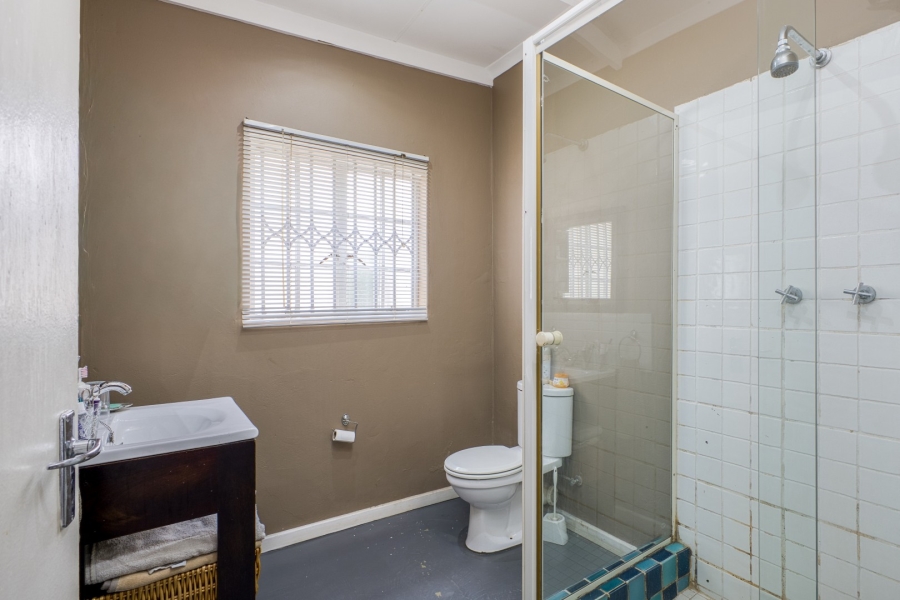 5 Bedroom Property for Sale in Linden Gauteng