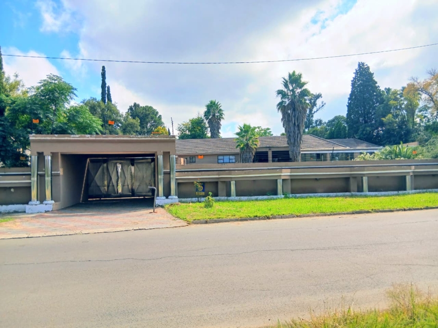 4 Bedroom Property for Sale in Three Rivers Gauteng