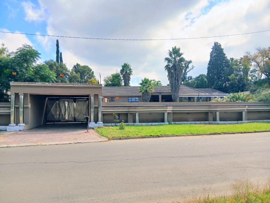 4 Bedroom Property for Sale in Three Rivers Gauteng